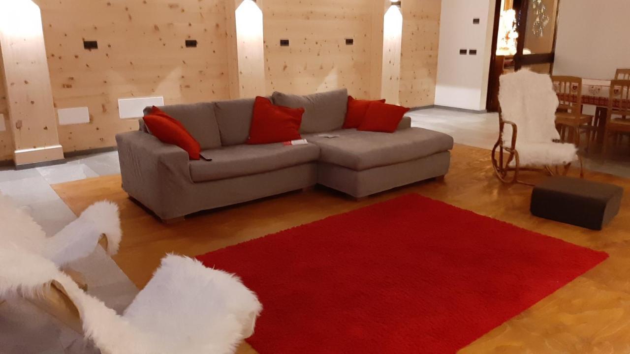 La Val Hotel 2*