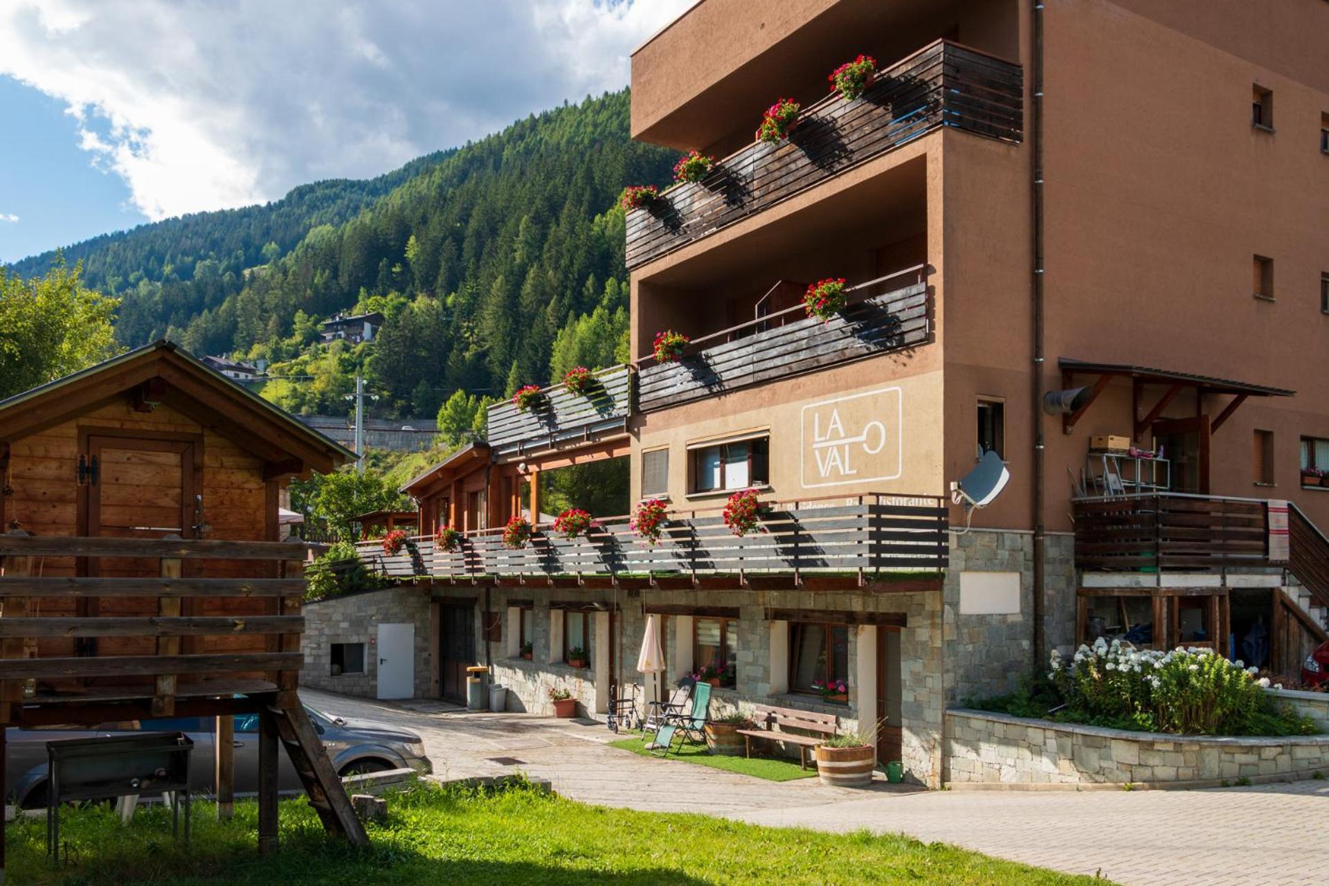 La Val 2*