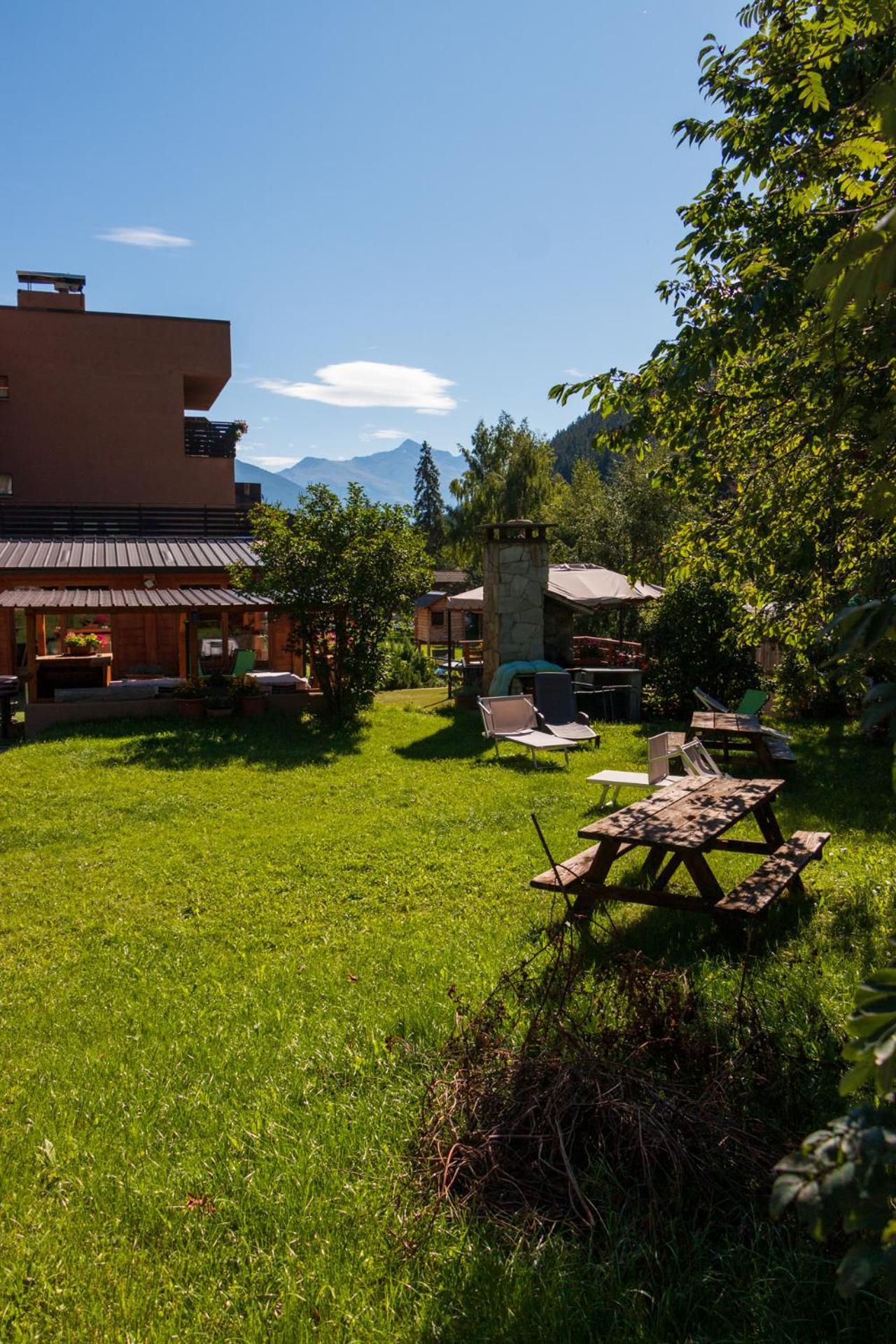 La Val Hotel 2*