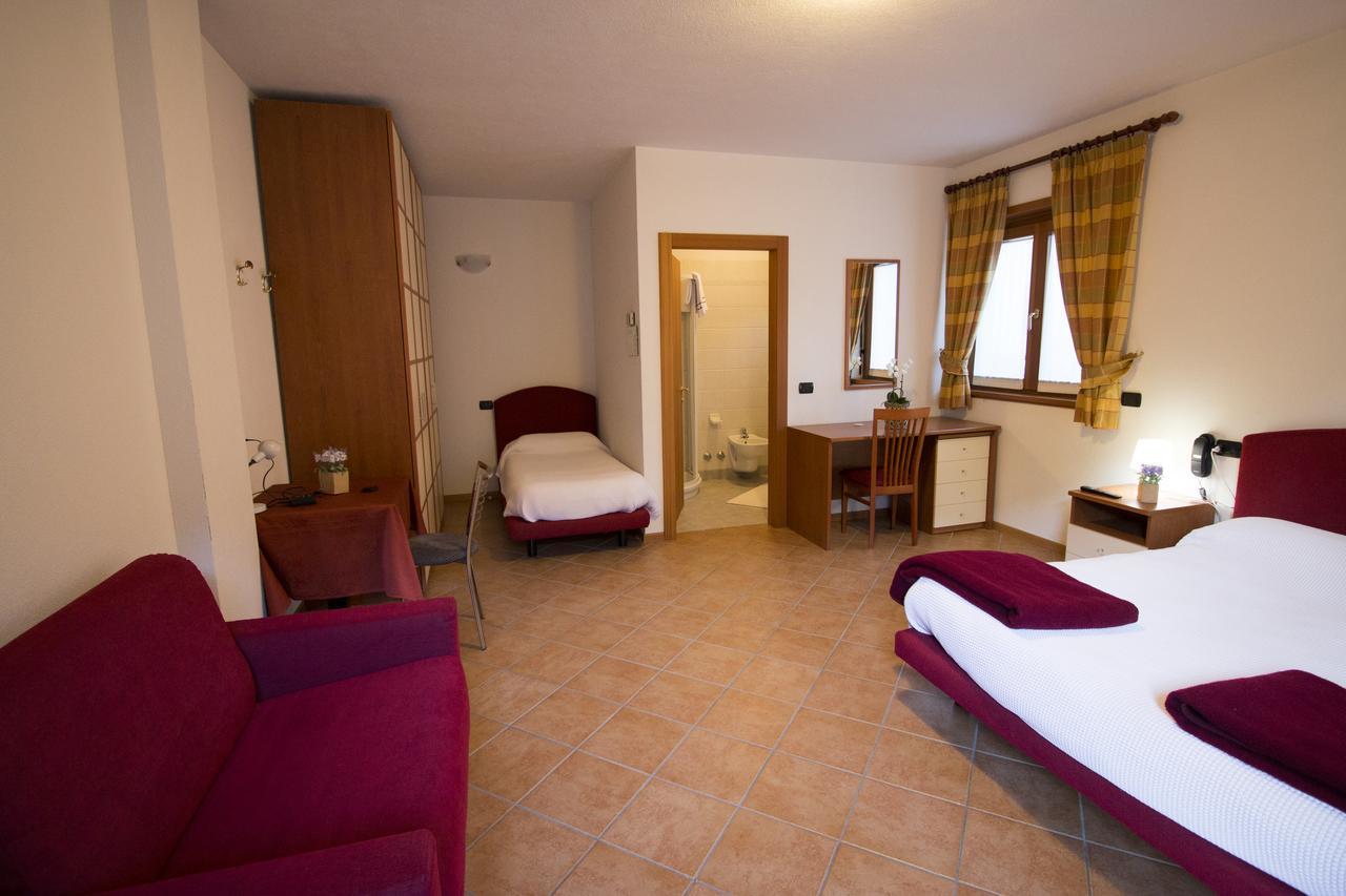 La Val Hotel 2*